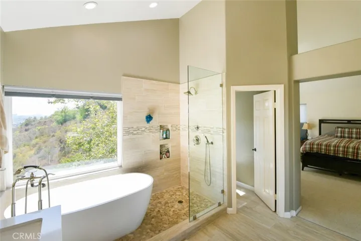 2139 Valley Rim, Escondido, California 92026