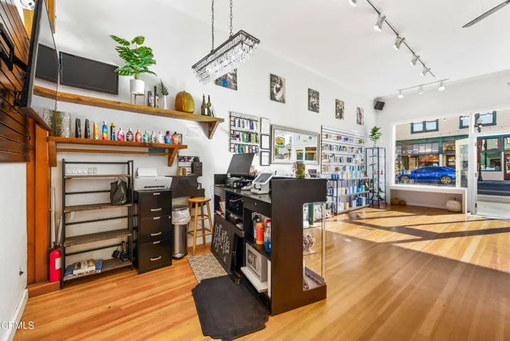 Lobby Showroom