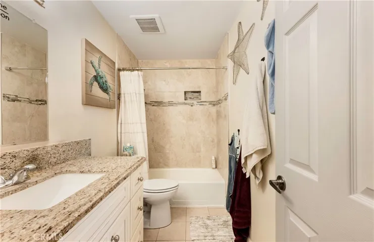 16541 Le Grande Lane, Huntington Beach, California 92649