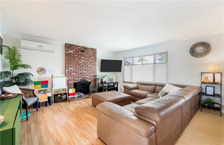16541 Le Grande Lane, Huntington Beach, California 92649