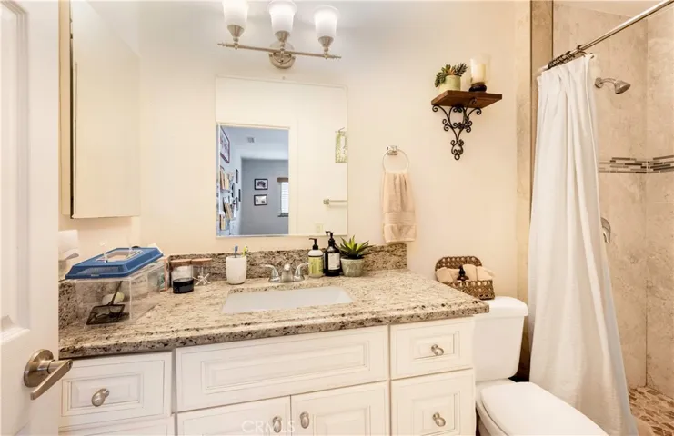 16541 Le Grande Lane, Huntington Beach, California 92649