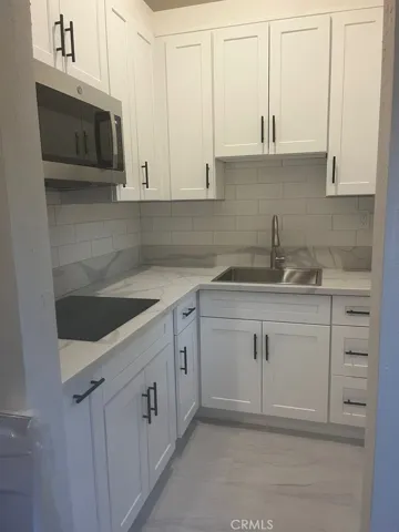 2045 Adobe Avenue, Riverside, California 92882