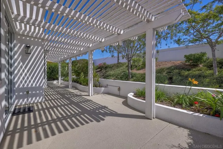 6019 Dassia Way, Oceanside, California 92056