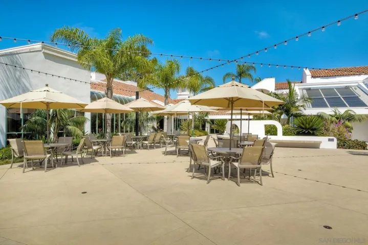 6019 Dassia Way, Oceanside, California 92056