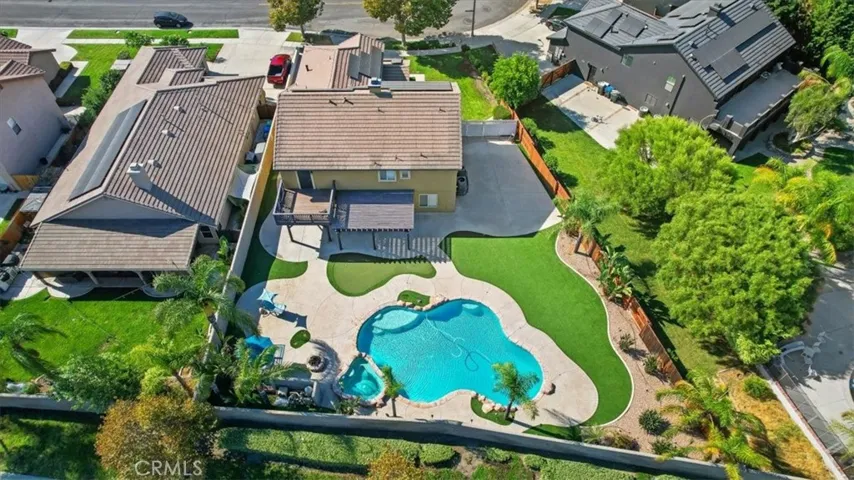 321 Adirondack Drive, Corona, California 92881