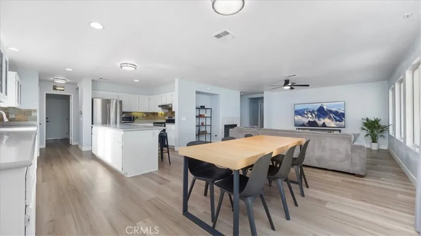 321 Adirondack Drive, Corona, California 92881
