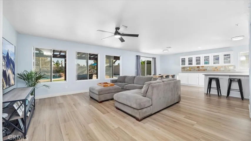 321 Adirondack Drive, Corona, California 92881