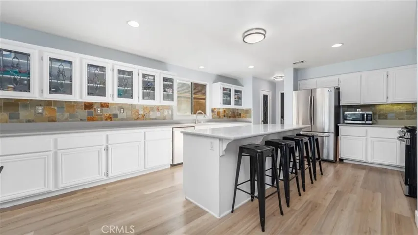 321 Adirondack Drive, Corona, California 92881