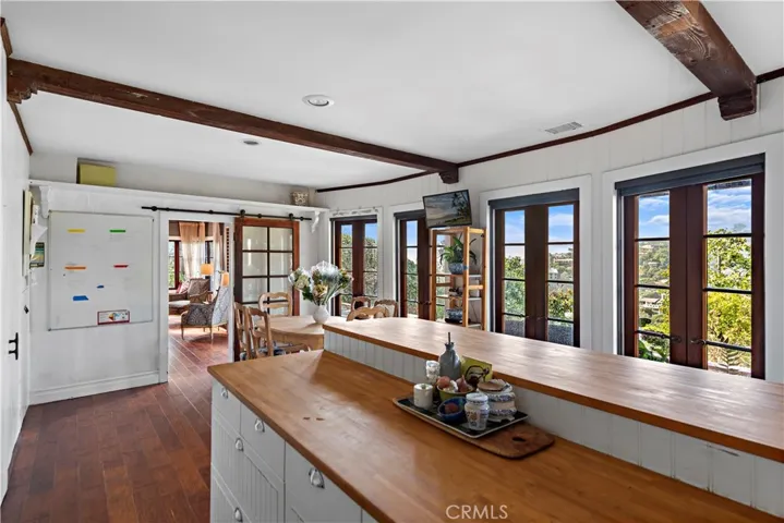 1048 Van Dyke Drive, Laguna Beach, California 92651