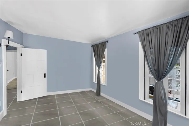 1048 Van Dyke Drive, Laguna Beach, California 92651