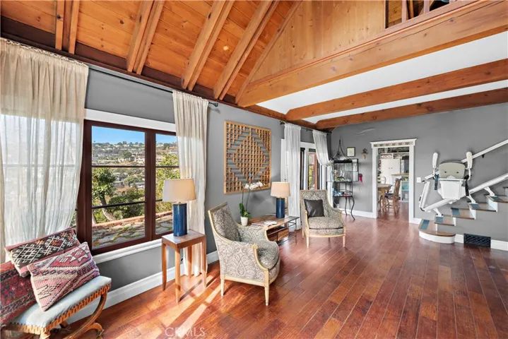 1048 Van Dyke Drive, Laguna Beach, California 92651