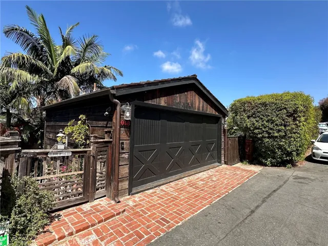1048 Van Dyke Drive, Laguna Beach, California 92651
