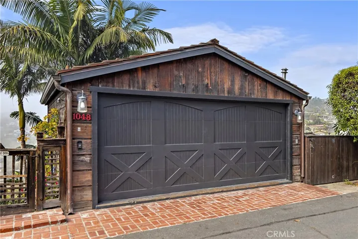 1048 Van Dyke Drive, Laguna Beach, California 92651