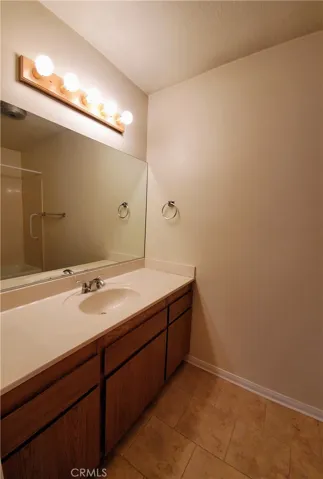 27535 Lakeview Drive 64, Helendale, California 92342