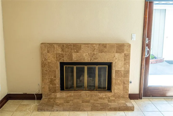Kitchen family area with fireplace