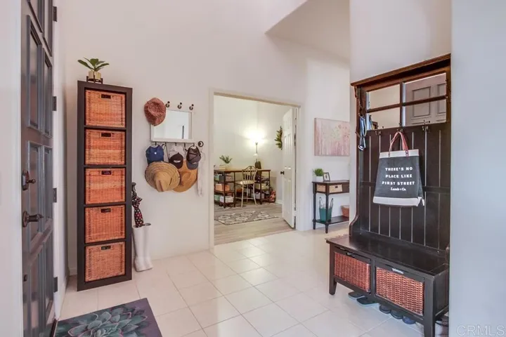 2118 Stone Castle, Fallbrook, California 92028