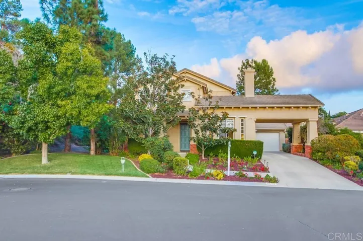 2118 Stone Castle, Fallbrook, California 92028