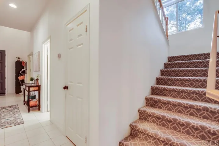 2118 Stone Castle, Fallbrook, California 92028