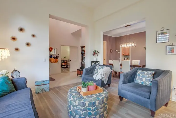 2118 Stone Castle, Fallbrook, California 92028