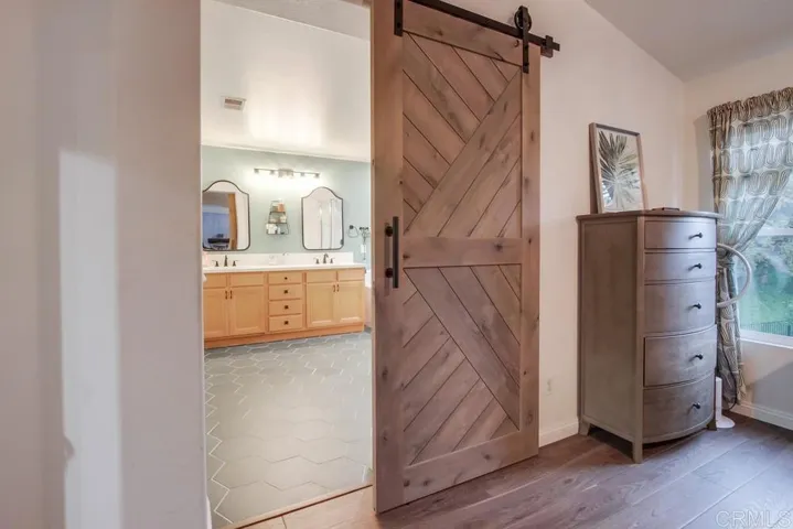 2118 Stone Castle, Fallbrook, California 92028