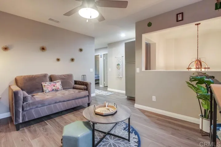 2118 Stone Castle, Fallbrook, California 92028