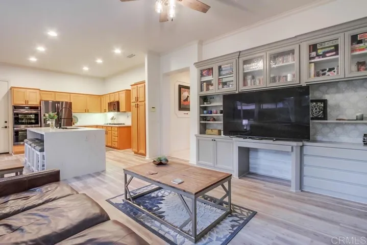 2118 Stone Castle, Fallbrook, California 92028