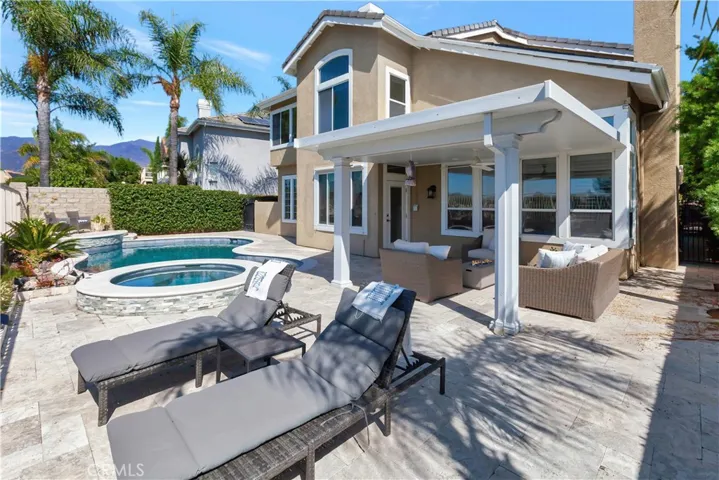 21641 Bluejay Street, Rancho Santa Margarita, California 92679