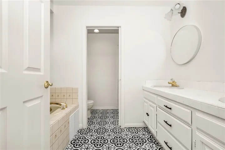 628 N West Street, Anaheim, California 92801