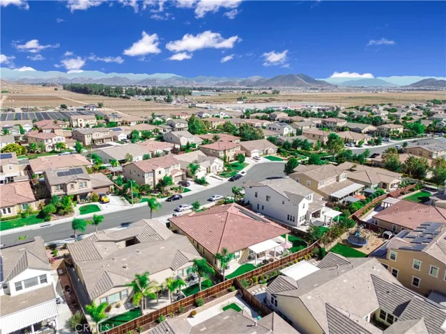 27879 Huron Court, Menifee, California 92585