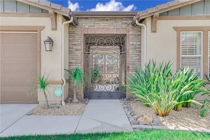 27879 Huron Court, Menifee, California 92585