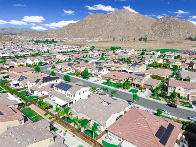 27879 Huron Court, Menifee, California 92585