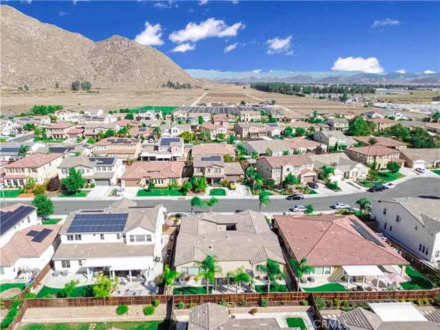 27879 Huron Court, Menifee, California 92585