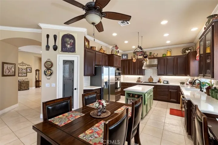 4467 Putting Green Drive, Corona, California 92883