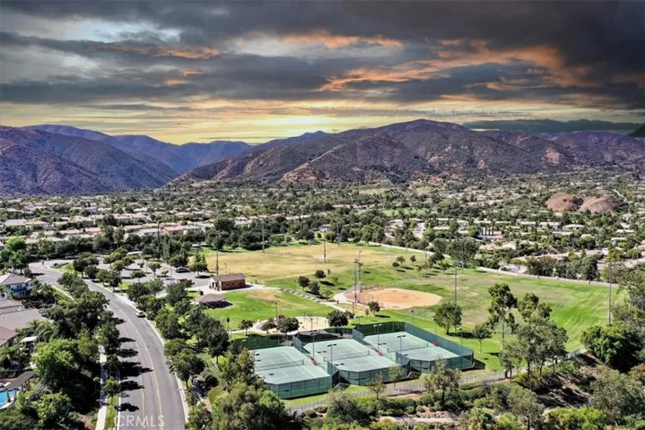 4467 Putting Green Drive, Corona, California 92883