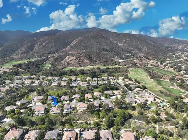 4467 Putting Green Drive, Corona, California 92883