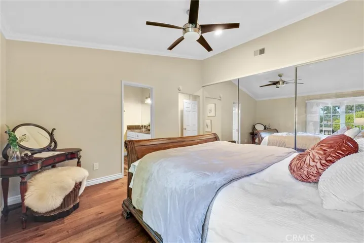 871 W Country View 45, La Habra, California 90631