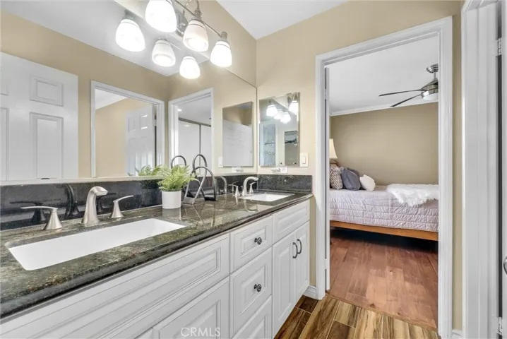 871 W Country View 45, La Habra, California 90631
