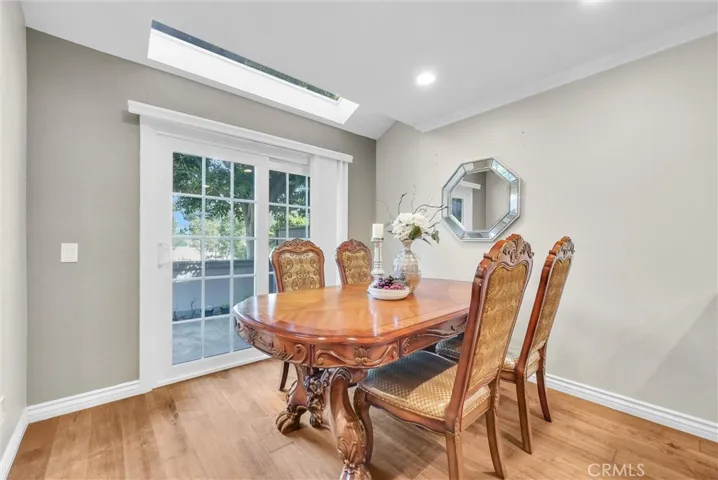 871 W Country View 45, La Habra, California 90631