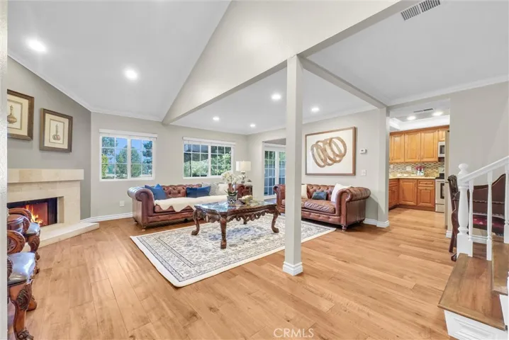 871 W Country View 45, La Habra, California 90631