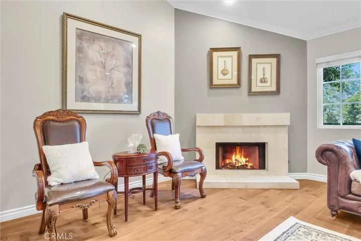 871 W Country View 45, La Habra, California 90631