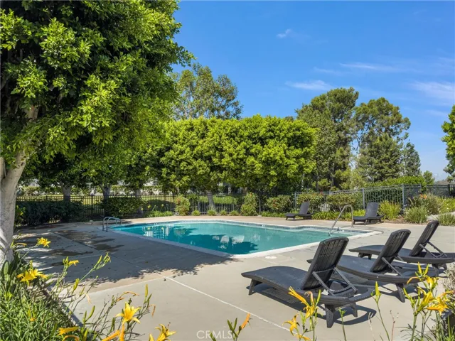 871 W Country View 45, La Habra, California 90631