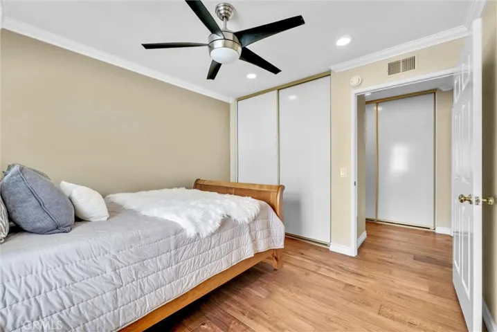 871 W Country View 45, La Habra, California 90631