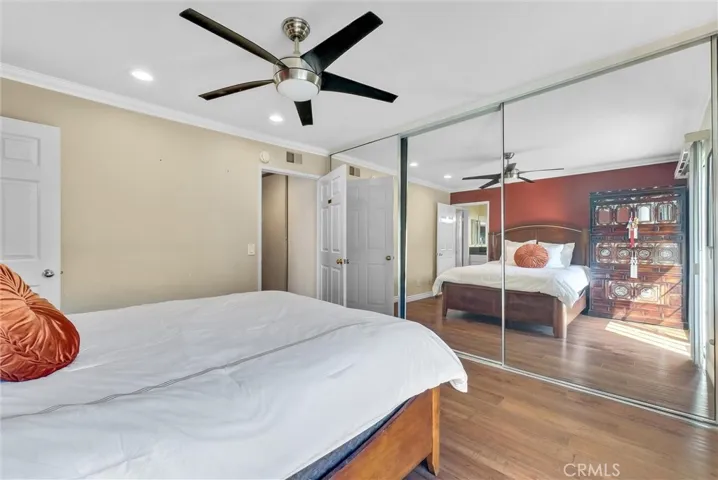 871 W Country View 45, La Habra, California 90631