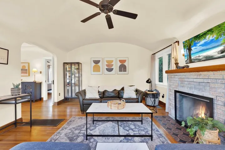 3265 Dwight Street, San Diego, California 92104