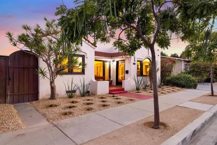 3265 Dwight Street, San Diego, California 92104