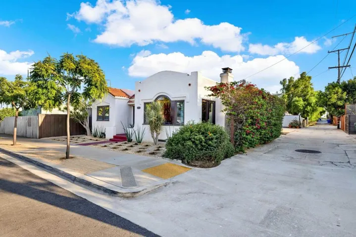 3265 Dwight Street, San Diego, California 92104