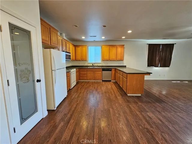 15962 44th Avenue, Clearlake, California 95422