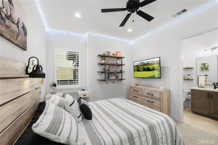 Bedroom 1 with en suit