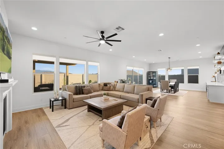 32459 Toyon Road, Temecula, California 92591