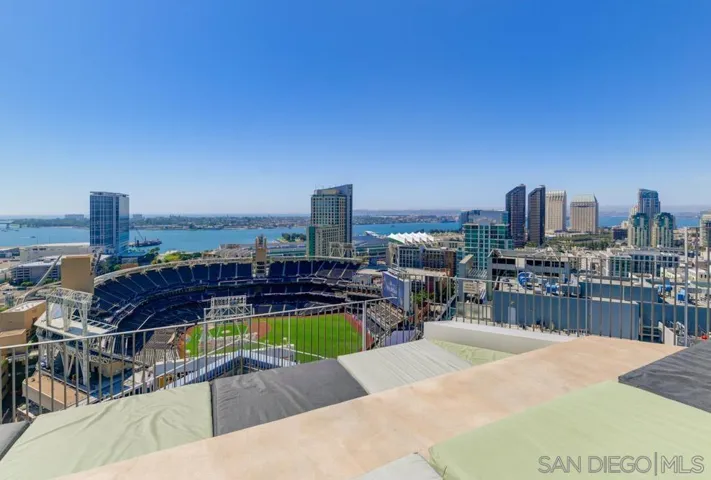 321 10th Ave 308, San Diego, California 92101
